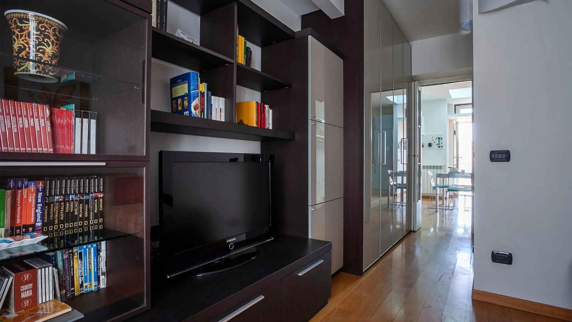 Apartmán Italianway - Baiamonti 1 Milán 0*,